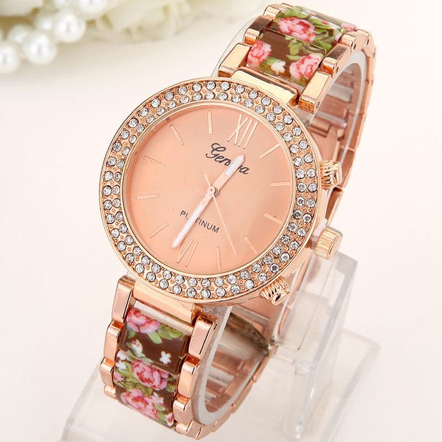 Top Big Crystal Flowers Women Watch Rhinestone Geneva Style Wristwatch Plastic Metal Printed Band Analog Vintage