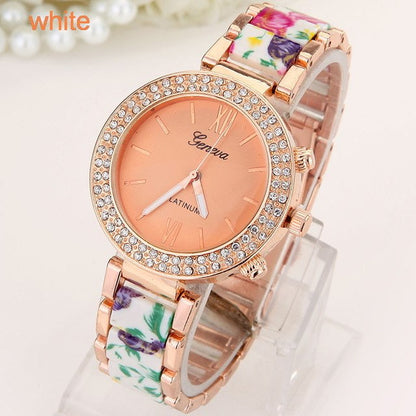 Top Big Crystal Flowers Women Watch Rhinestone Geneva Style Wristwatch Plastic Metal Printed Band Analog Vintage